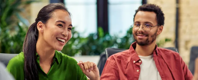 emprendedores felices por abrir una llc