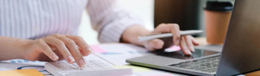 How Does Payroll Work in the United States?