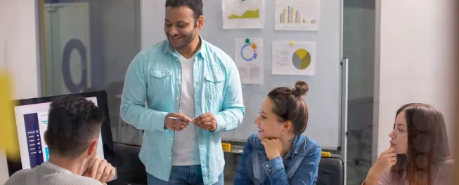 sales team desarollan estrategias para aumentar el revenue de la startup